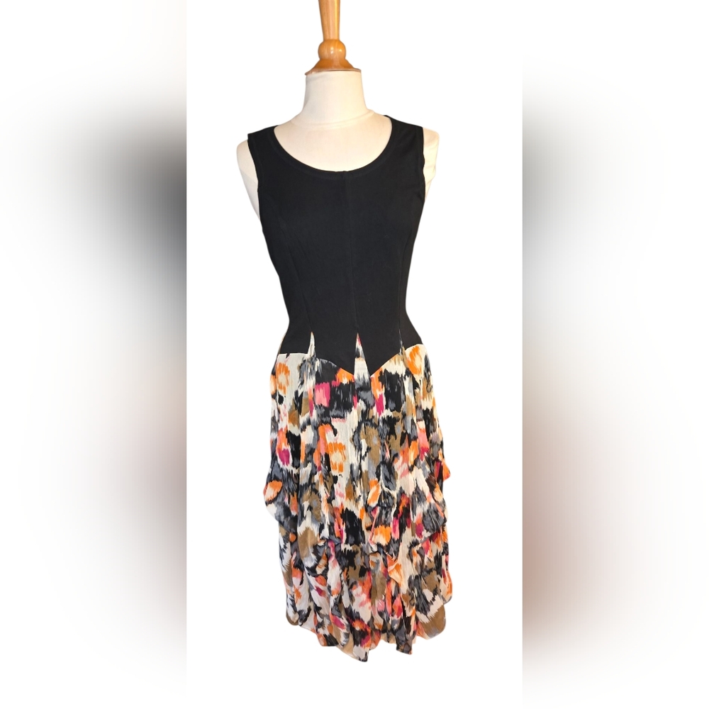 Pyramid Collection Elegant Black Bodice and Multicolor Sleeveless Dress